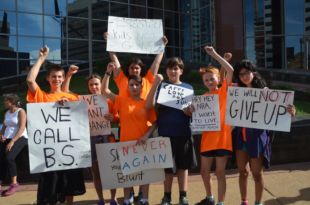 WMS Students Demand Gun Control From Roy Blunt