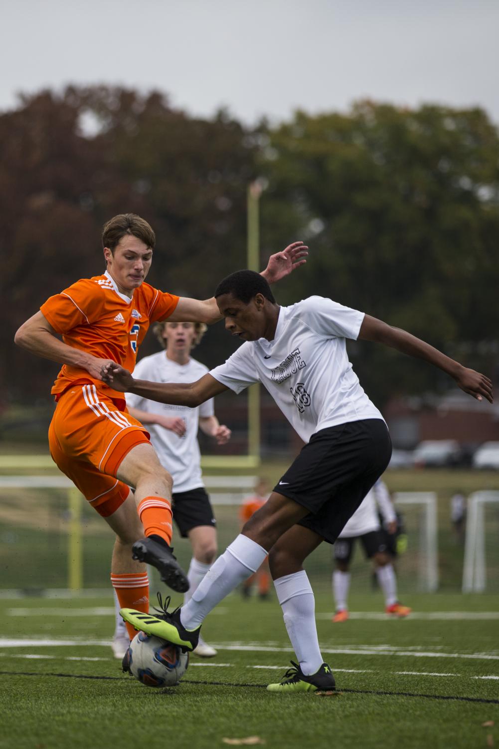 Photo Gallery: Boys' Varsity Soccer Districts vs. Ladue