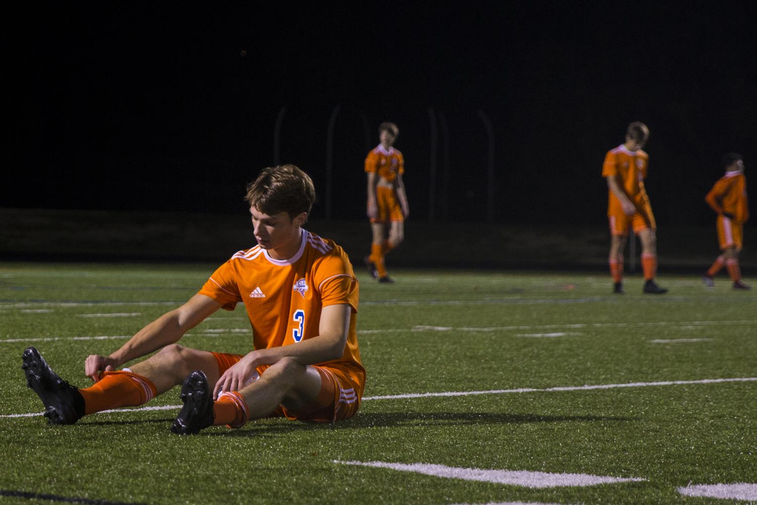 Photo Gallery: Boys' Varsity Soccer Districts vs. Ladue