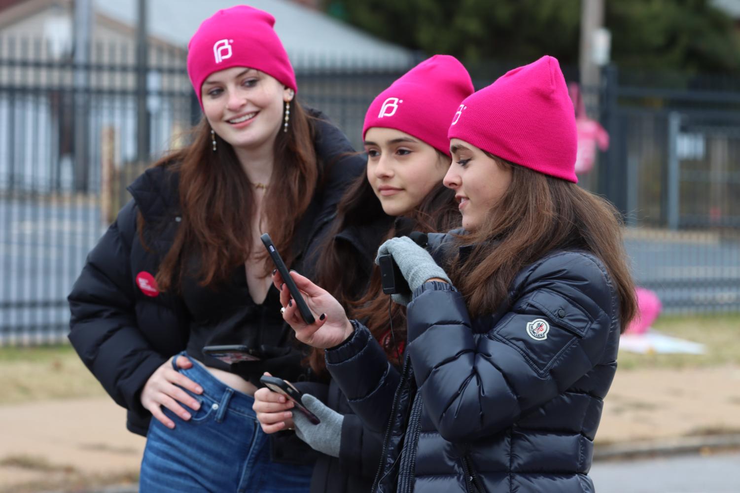 Teens for Choice STL hold Rally for Abortion Rights outside Planned Parenthood