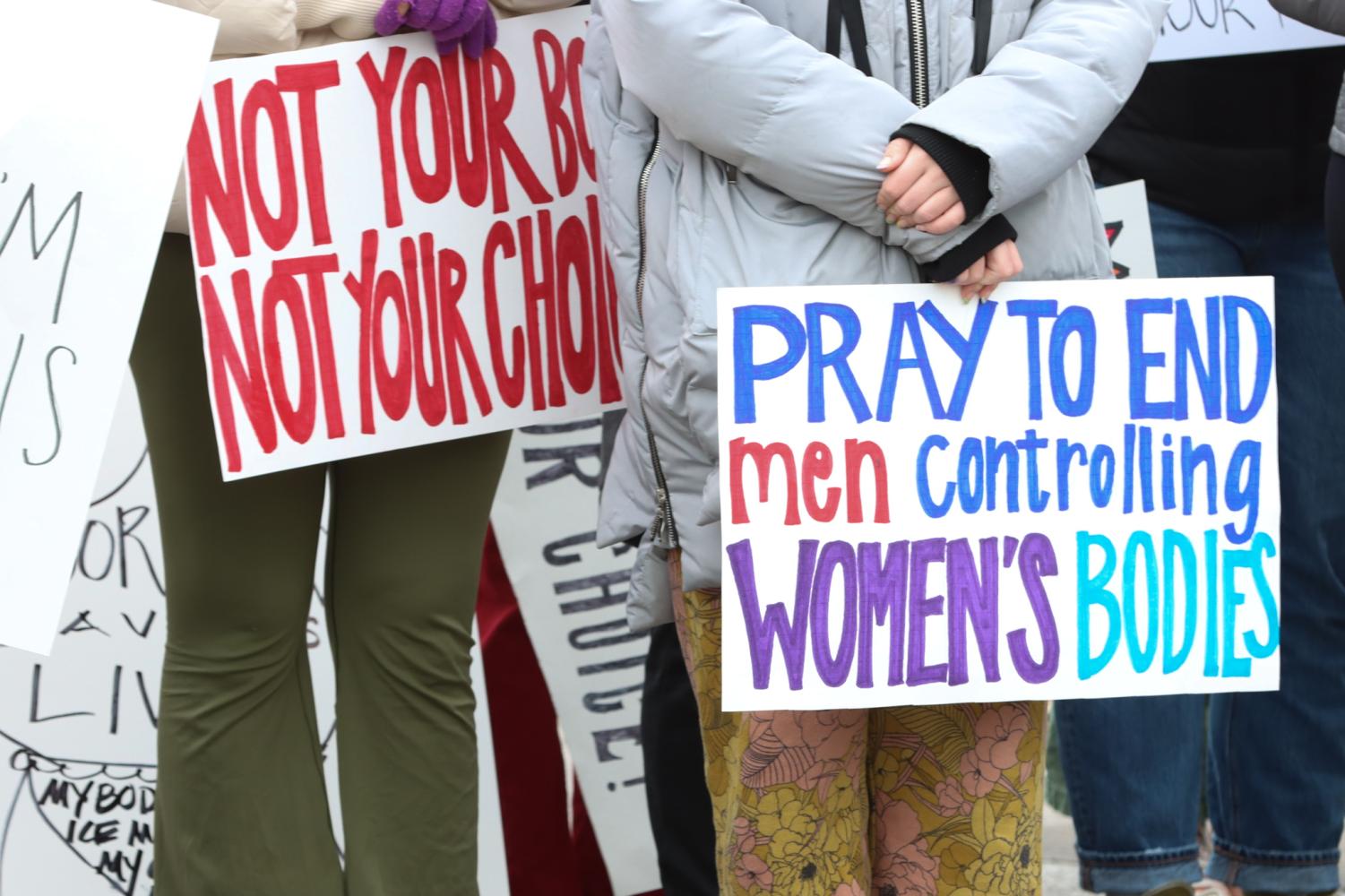 Teens for Choice STL hold Rally for Abortion Rights outside Planned Parenthood