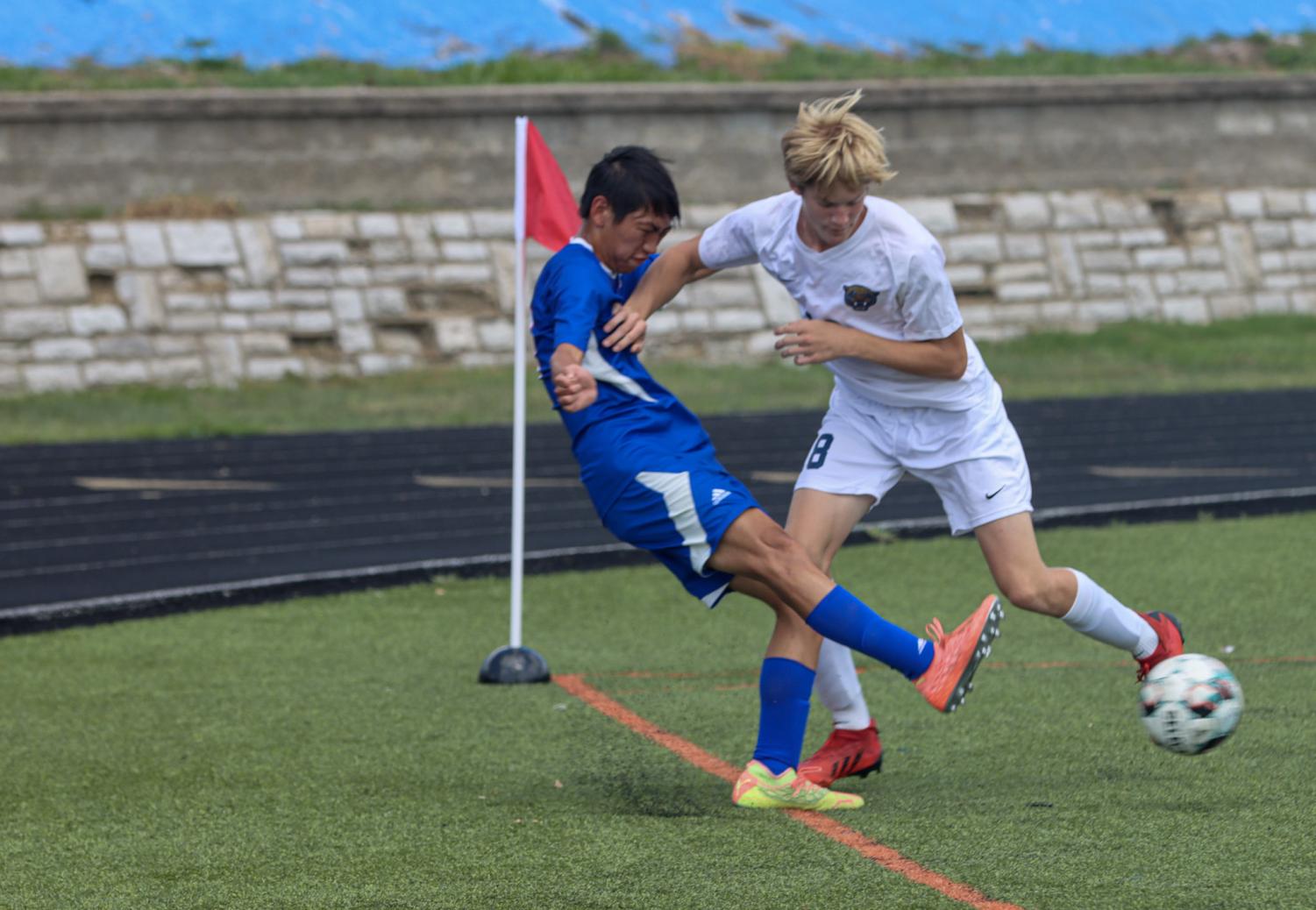 CHS Boy's Varsity Soccer team wins 2-0 against Principia