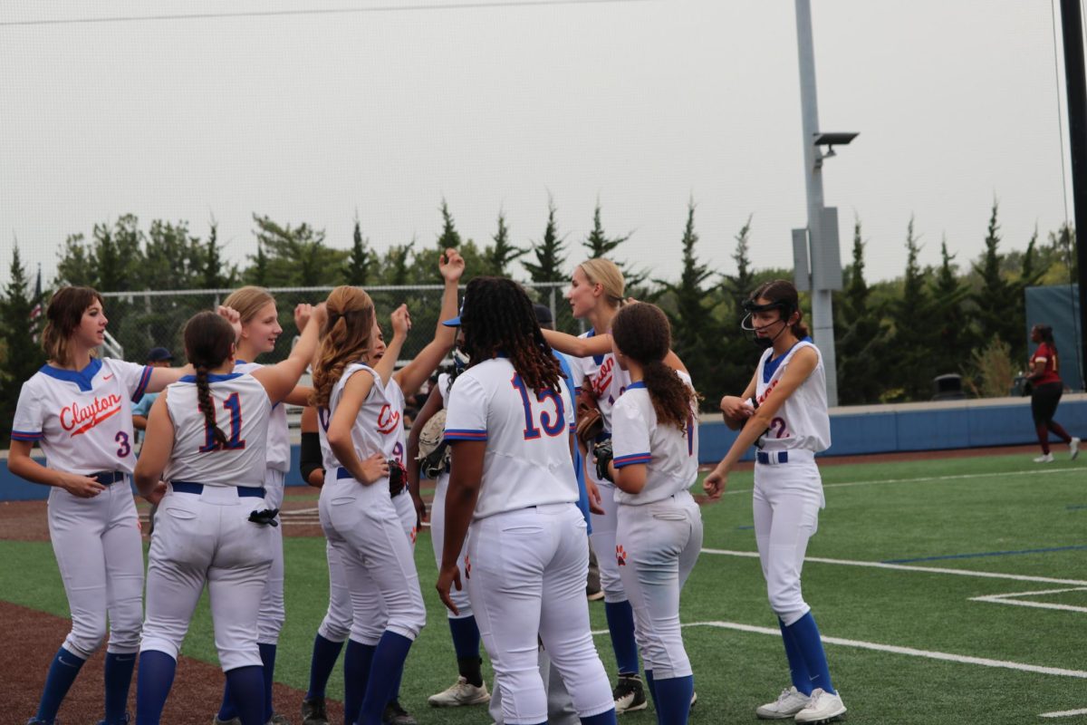 The girls softball team defeated Hazlewood East 18-3. “It was a really good game for Isla,” senior Genevieve Roach said. “She’s a sophomore, and this [was] just her second year playing varsity as a pitcher. This game was a good one to work on the small things.”