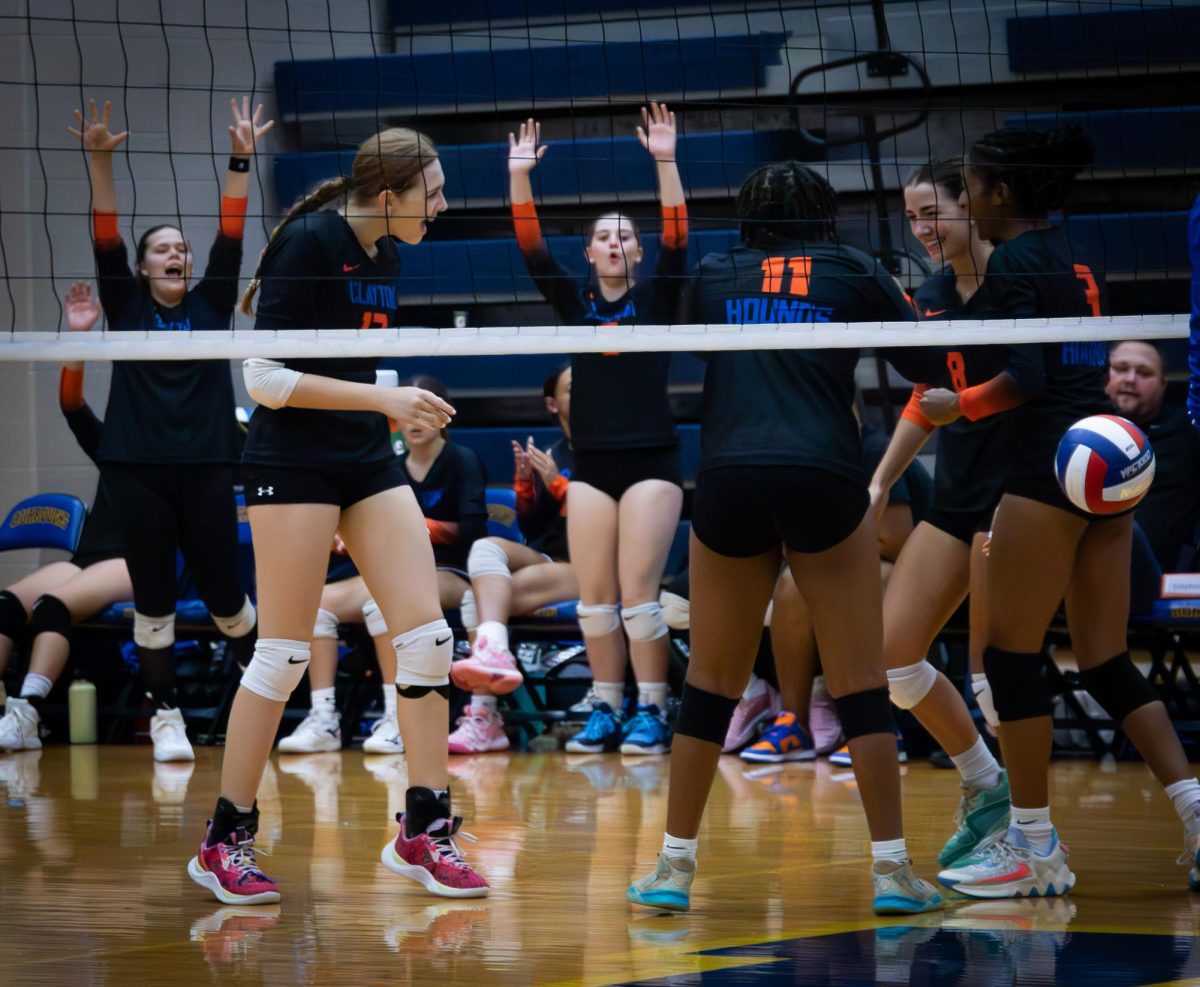 The girl's volleyball team started their season with a Jamboree. “It was a great opportunity to play together,” senior Ally Ord said. “Our team had only been practicing together for a week, so we used the Jamboree to build our team chemistry and focus on our fundamentals.”